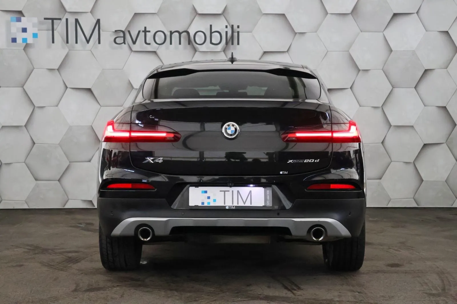 bmw serija x4: xdrive 20d aut x-line adapt.led navipro dab kamera - slika 6