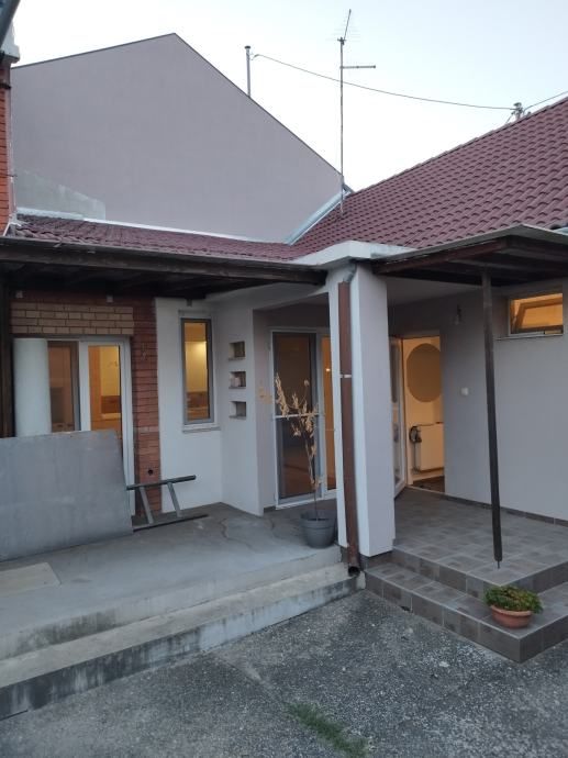 kuća: osijek, jug i, 89.00 m2 + 74 m2 - slika 17