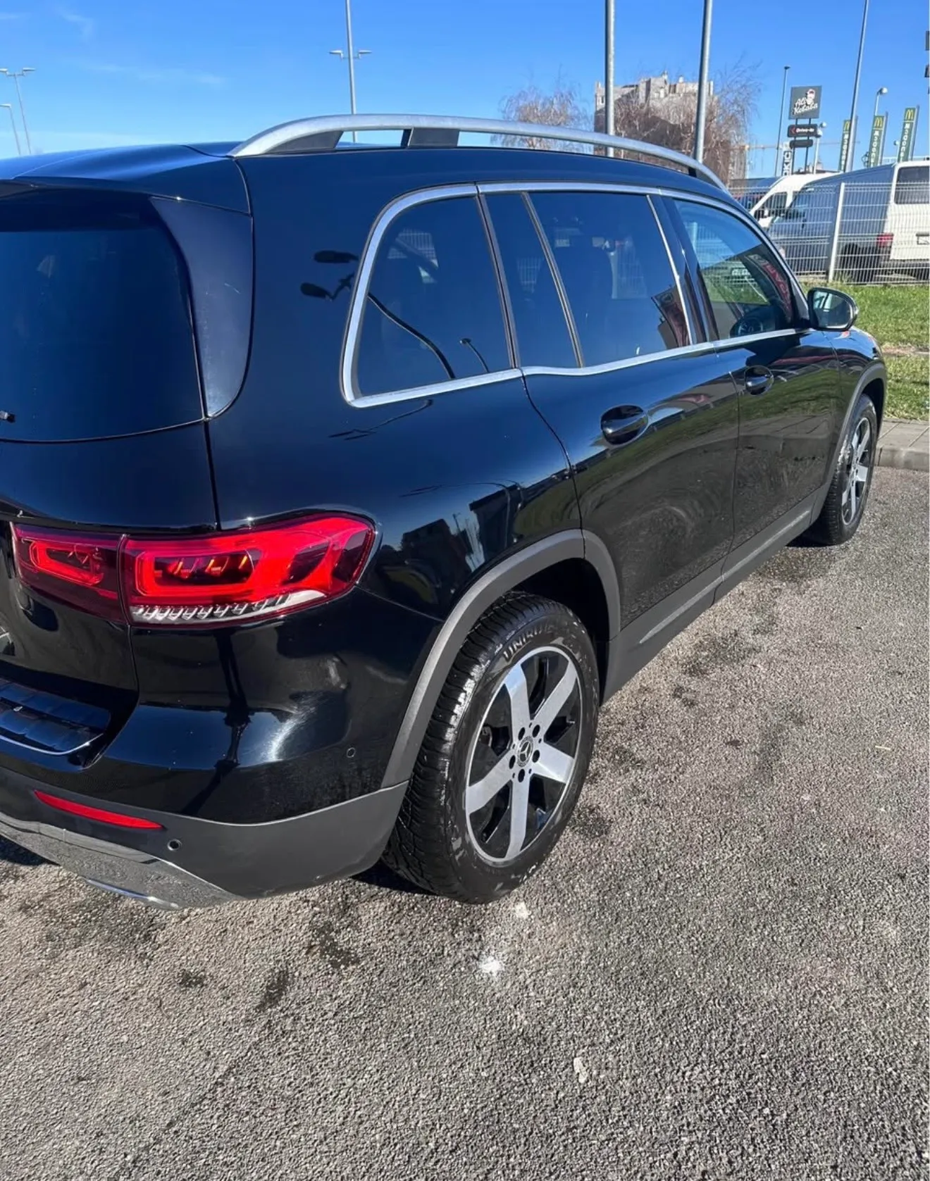 mercedes glb 180d, 2020 godina, registriran do 2/2027 - slika 4