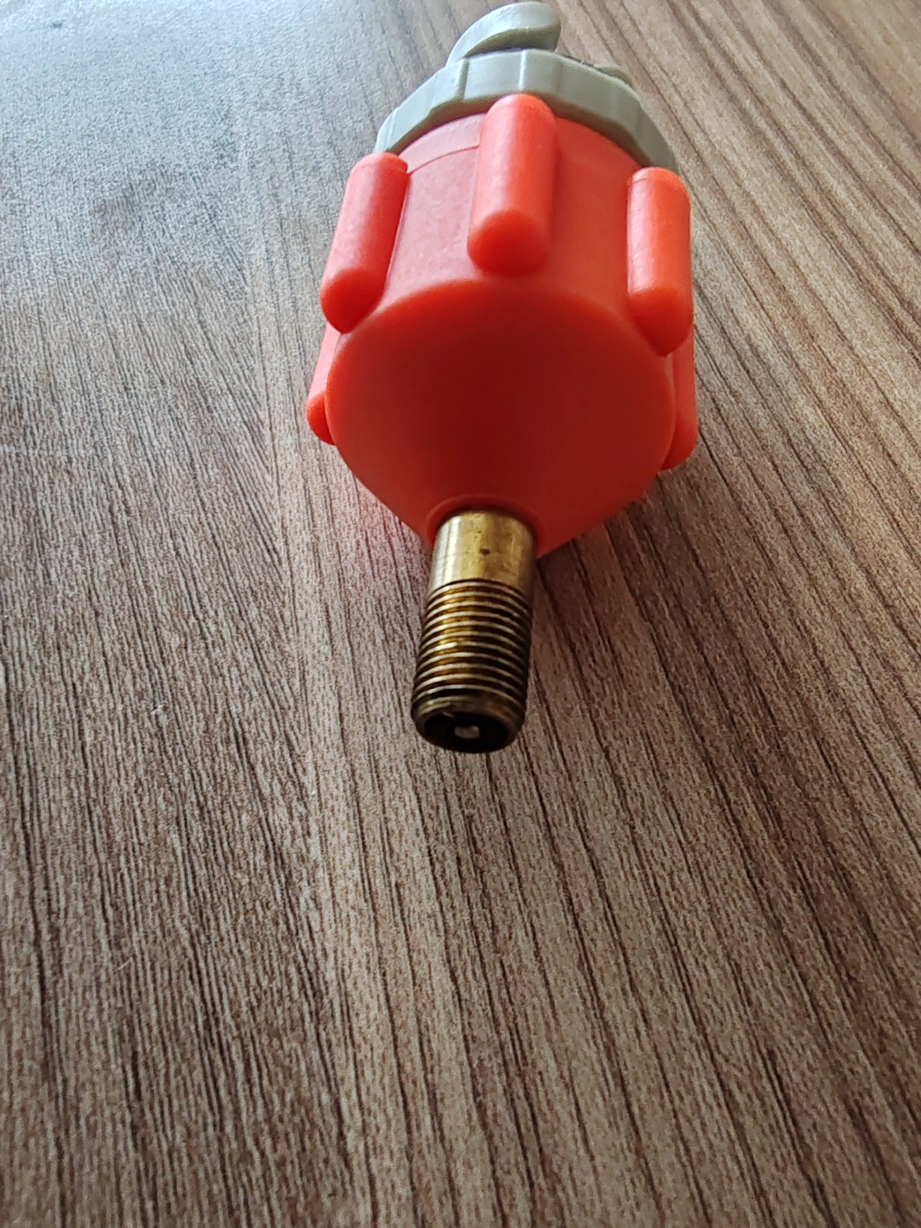 adapter za pumpanje gumenih čamaca supova - slika 2