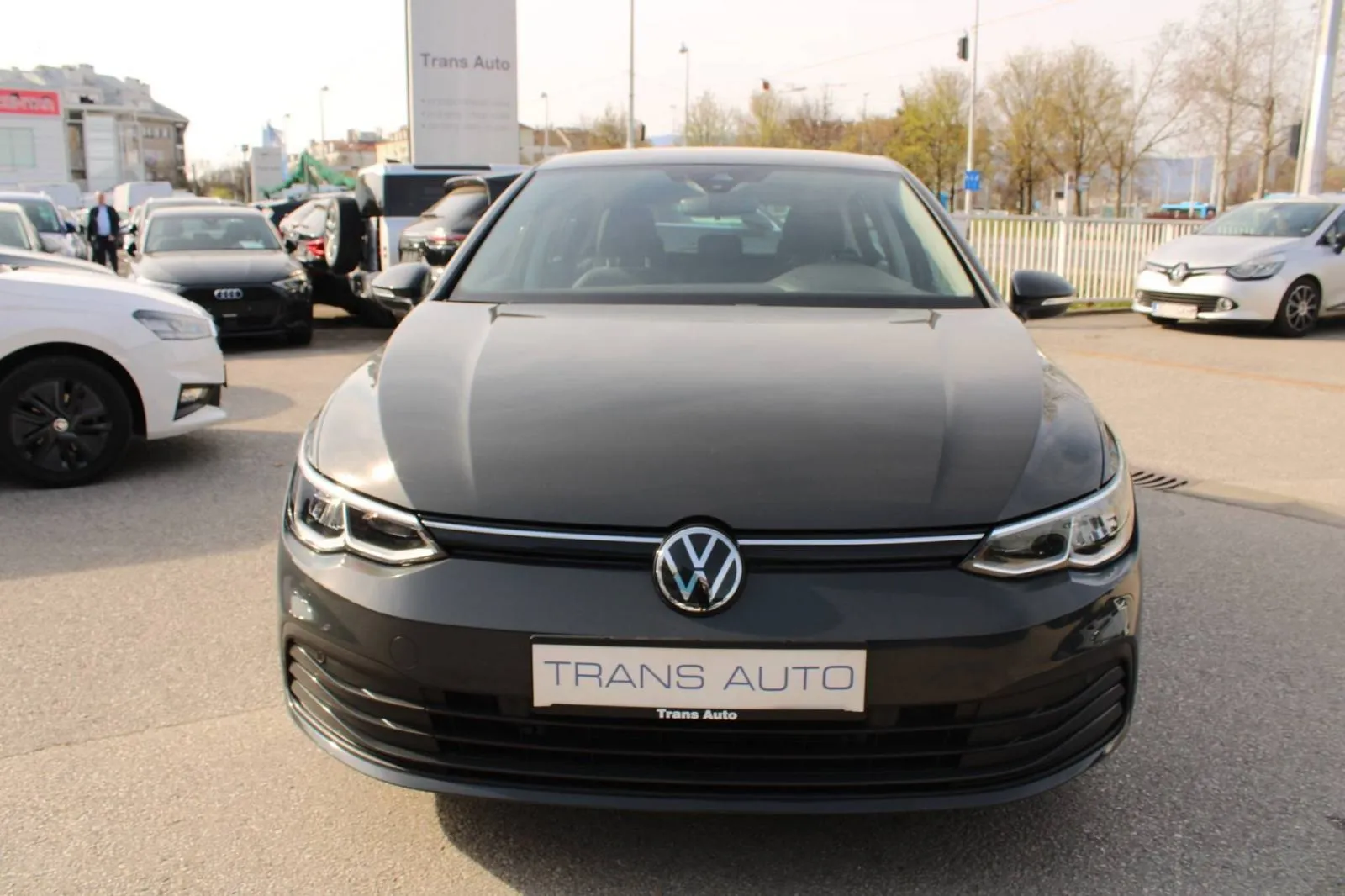 vw golf viii 1.0 etsi dsg - slika 4