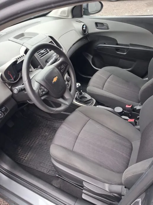 chevrolet aveo 1,2 ,2013. 82000 km , kartice 24/36 rata - slika 10