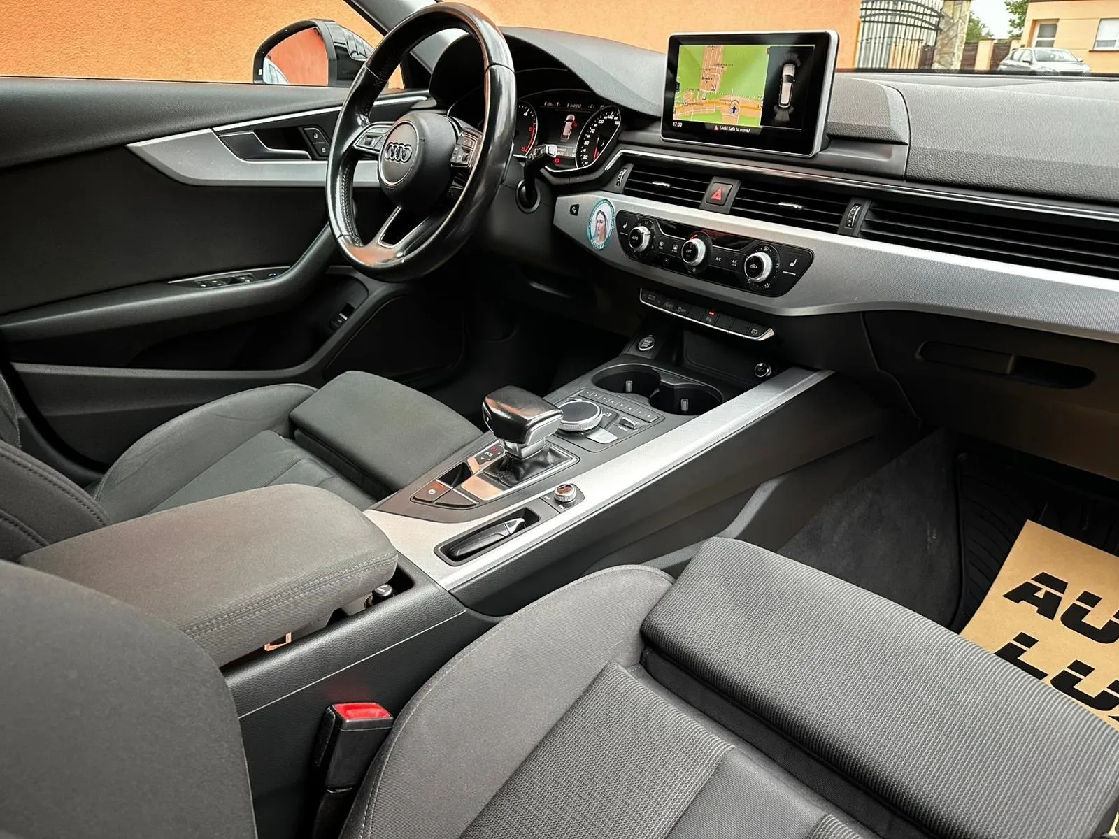 audi a4 avant 2.0 tdi automatik•140kw•navi•senzori• - slika 19