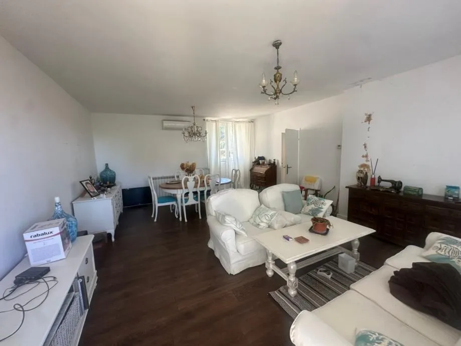 poreč okolica- kamena kuća u centru mjesta (prodaja) - slika 2