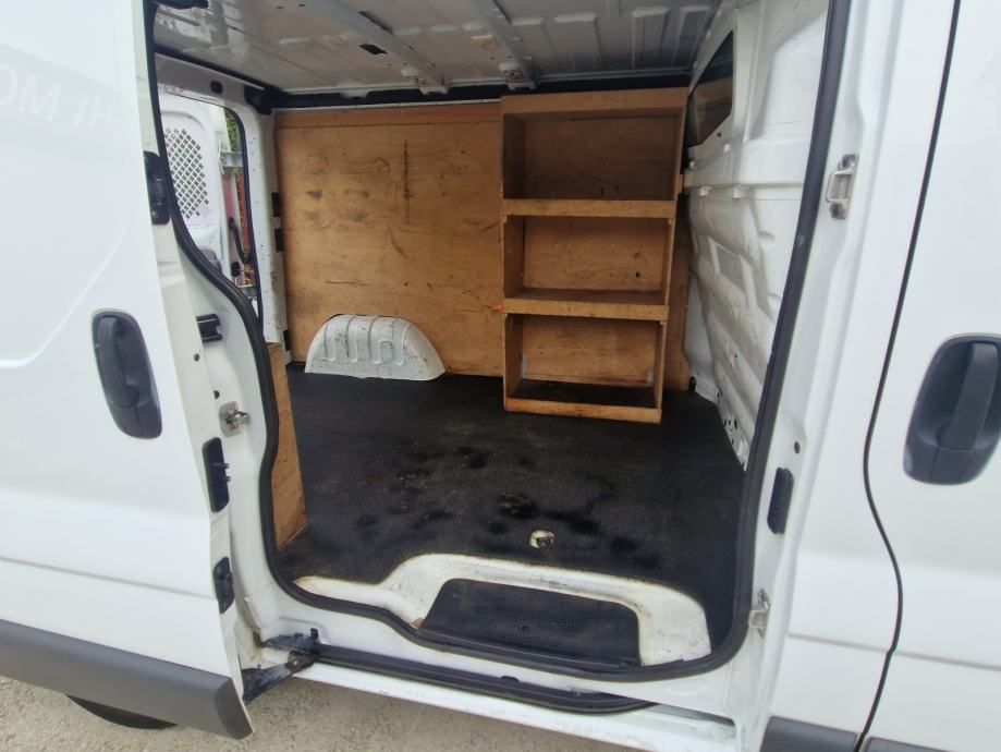 opel vivaro 2. cdti tempomat klima navi kuka pocinčan kartice 36 mj - slika 14