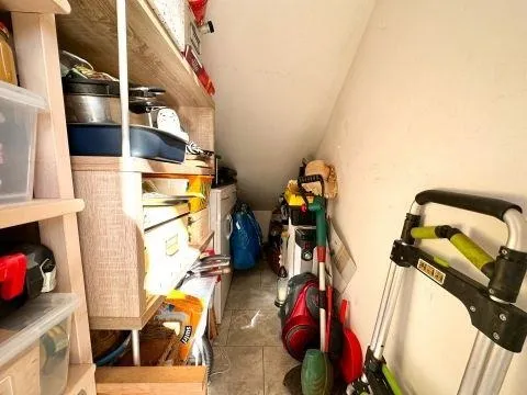 tar-stan u prizemlju sa vrtom na prodaji (prodaja) - slika 18