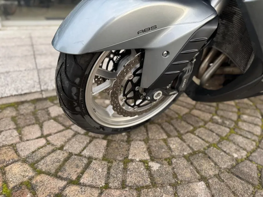 kawasaki gtr 1400 abs, 2009 god. - slika 13