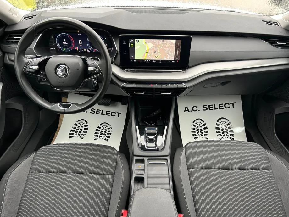 škoda octavia combi 2,0 tdi dsg - 2022 - navi - perfekt - reg 1 god ! - slika 9