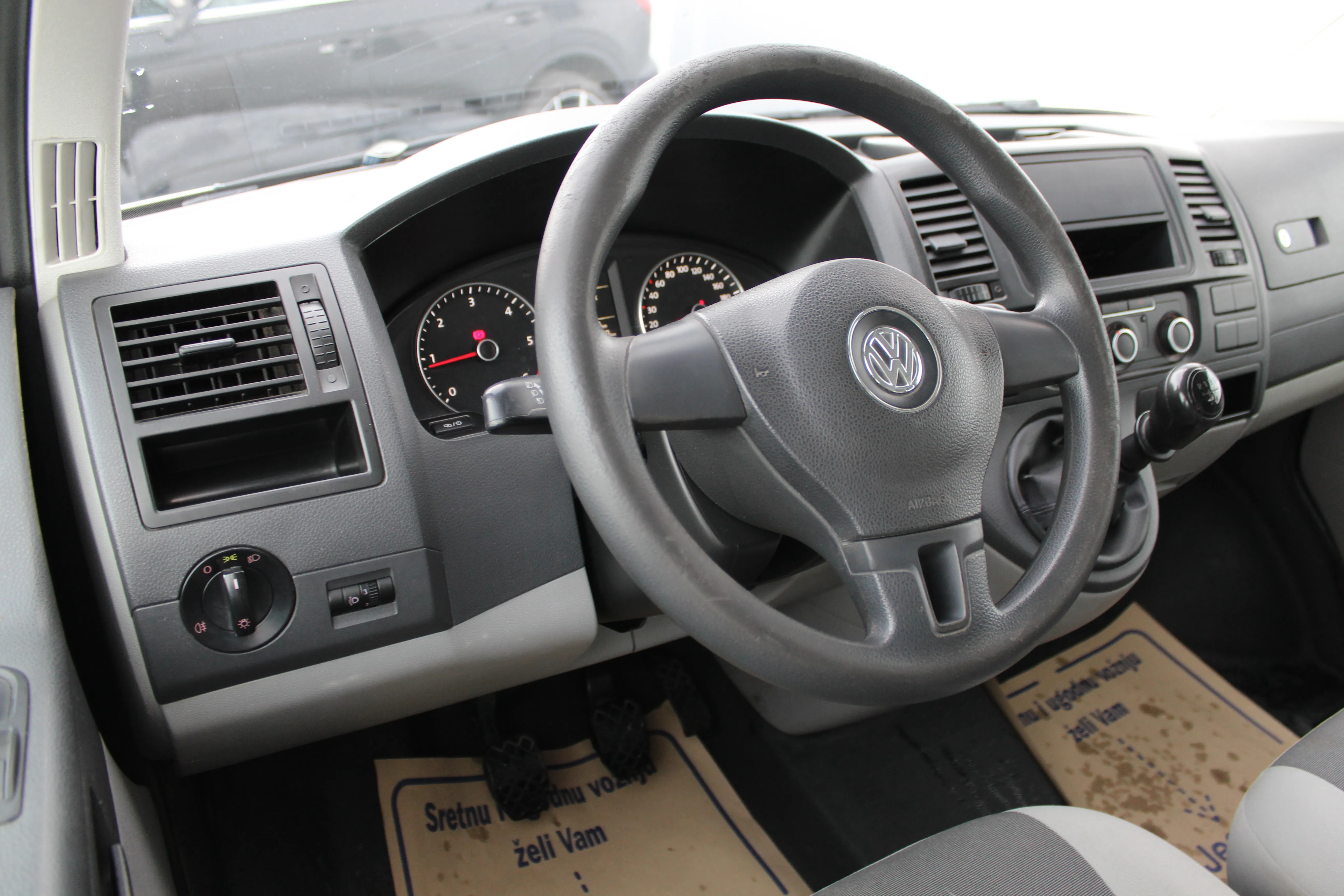 12849 vw transporter kombi van 2.0 tdi - slika 7