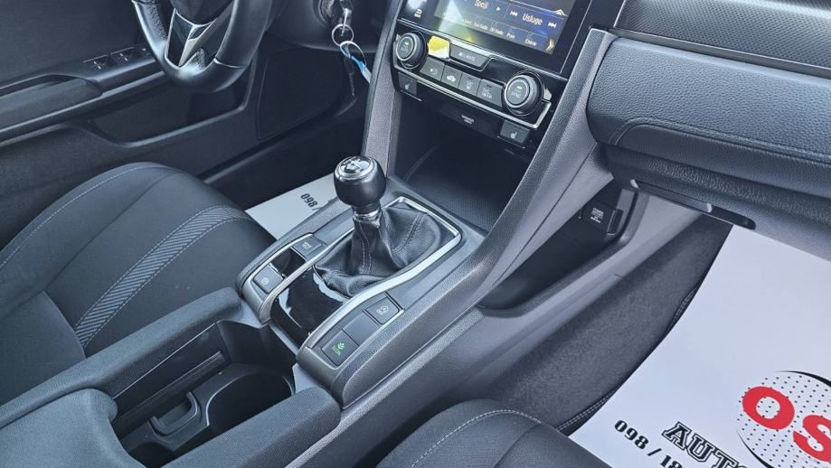 honda civic 1,0t,climtronic,navigacija,kamera,led,alu 17,tempomat,. - slika 10