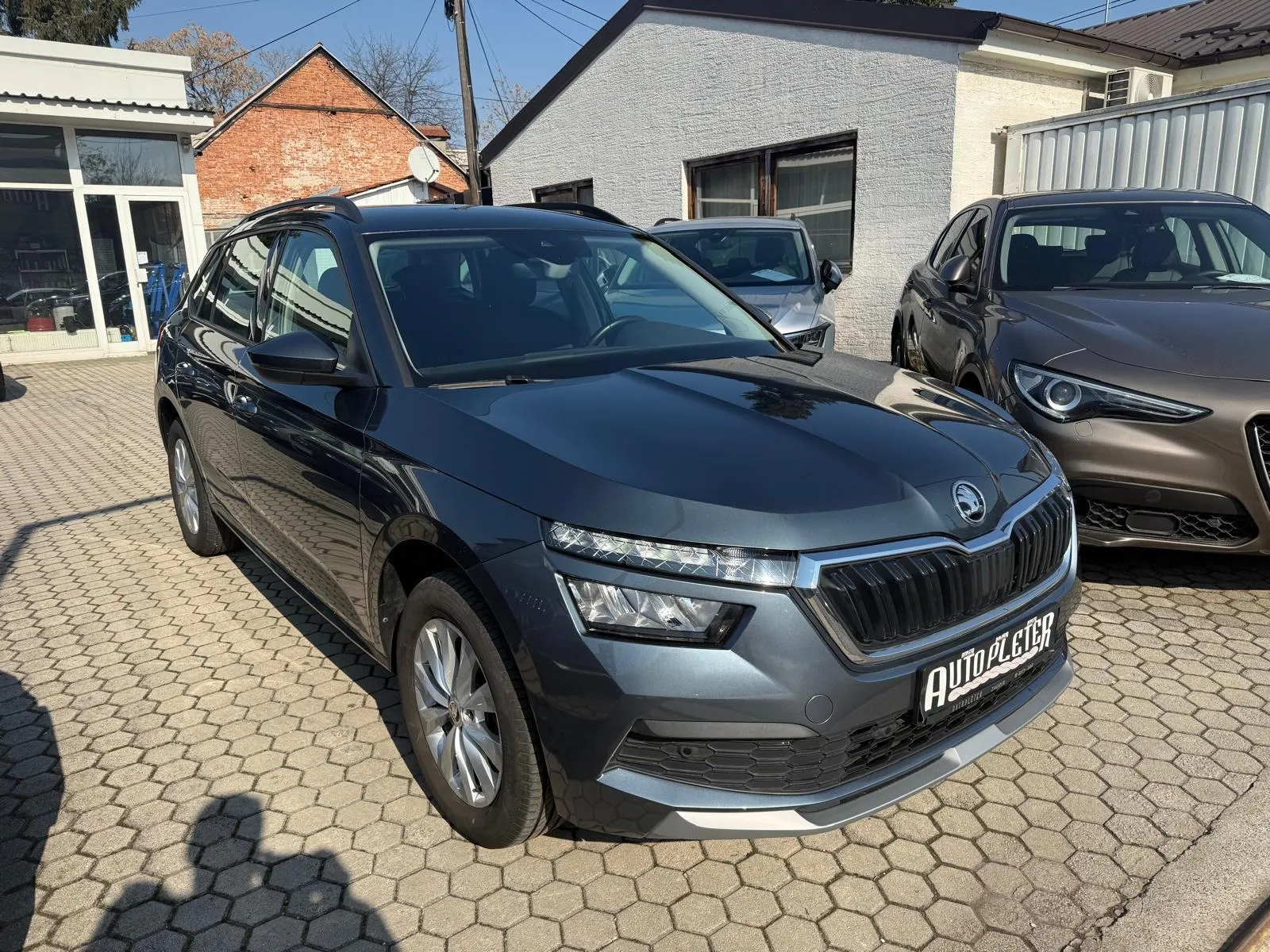 škoda kamiq 1,0 tsi, pdc, navi, tempomat, 4x garancija!!! - slika 17