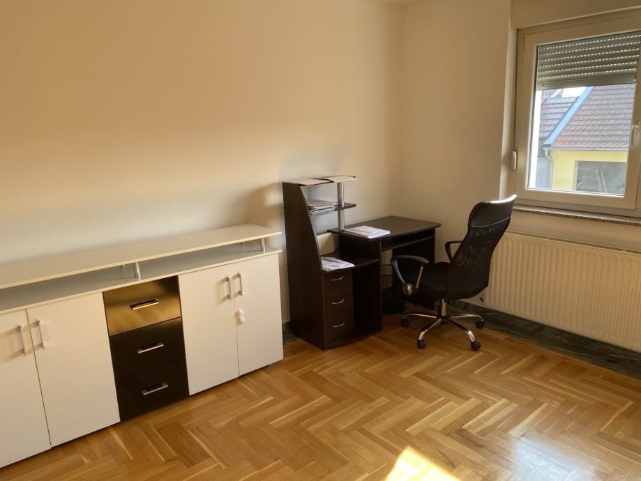 kuća: osijek, retfala, katnica, 292.00 m2 (+ stan u dvorištu 80.00m2) - slika 11