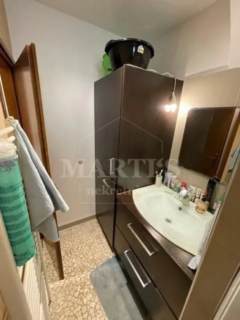 gornji grad, opatička, 3-soban, 60m2, 1.kat, parking u dvorištu (prodaja) - slika 8