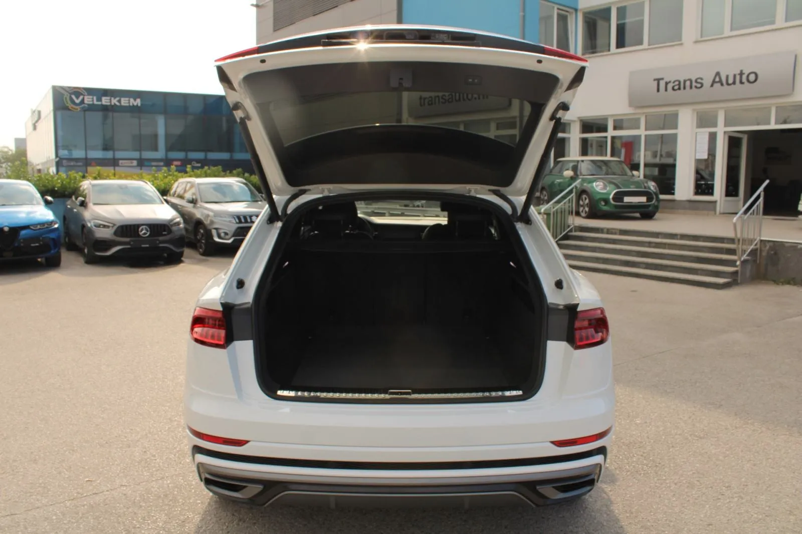 audi q8 50 tdi quattro s-line automatik *panorama, virtual, kamera* - slika 9