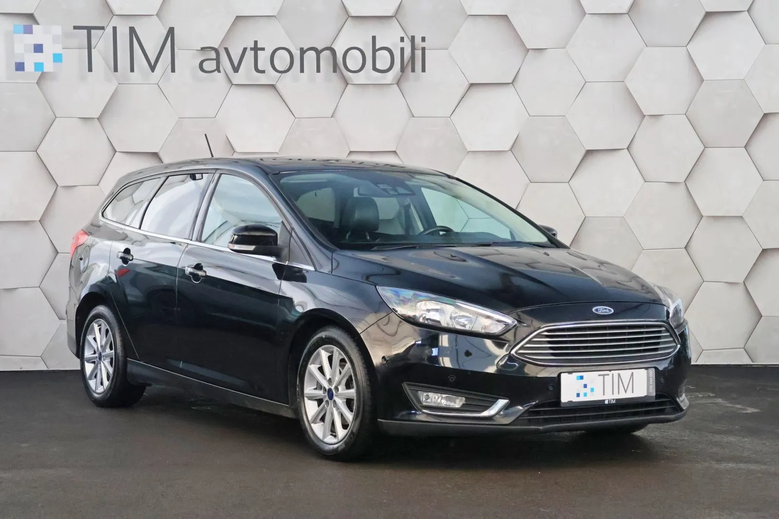 ford focus 1.5tdci powershift titanium 120km navi kamera - slika 2