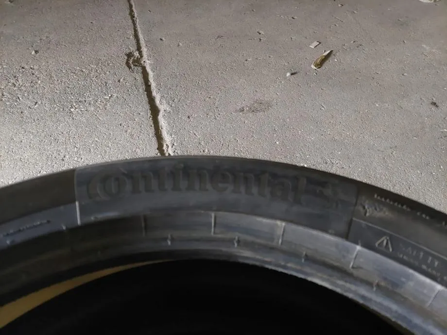 gume zimske vredestein 285/40/22 4 kom i ljetne continental 8 komada - slika 2