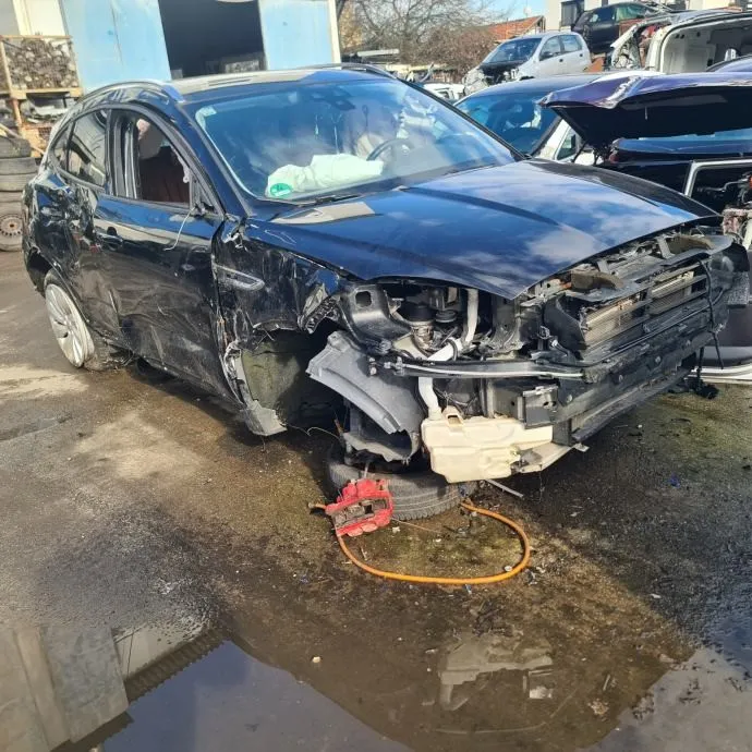 Jaguar E-Pace D240 AWD automatik #dijelovi - Zagreb