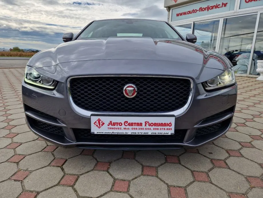 jaguar xe 2.0 d 2015.,automatik, veliki servis, navi, koža, xenon - slika 2