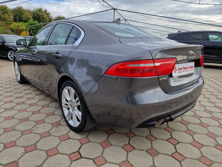 jaguar xe 2.0 d 2015.,automatik, veliki servis, navi, koža, xenon - slika 5
