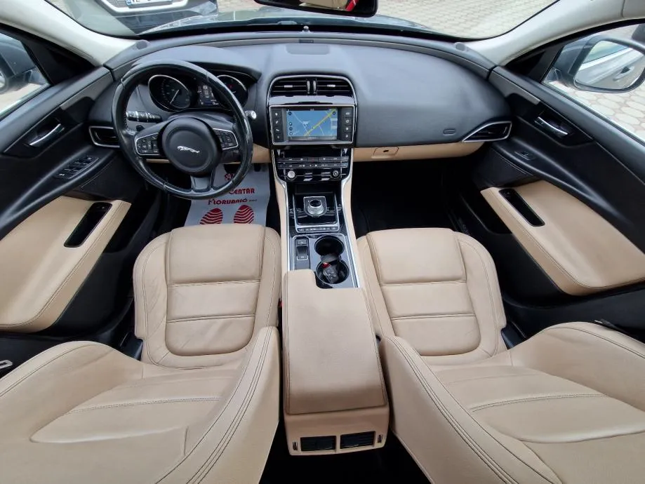jaguar xe 2.0 d 2015.,automatik, veliki servis, navi, koža, xenon - slika 9