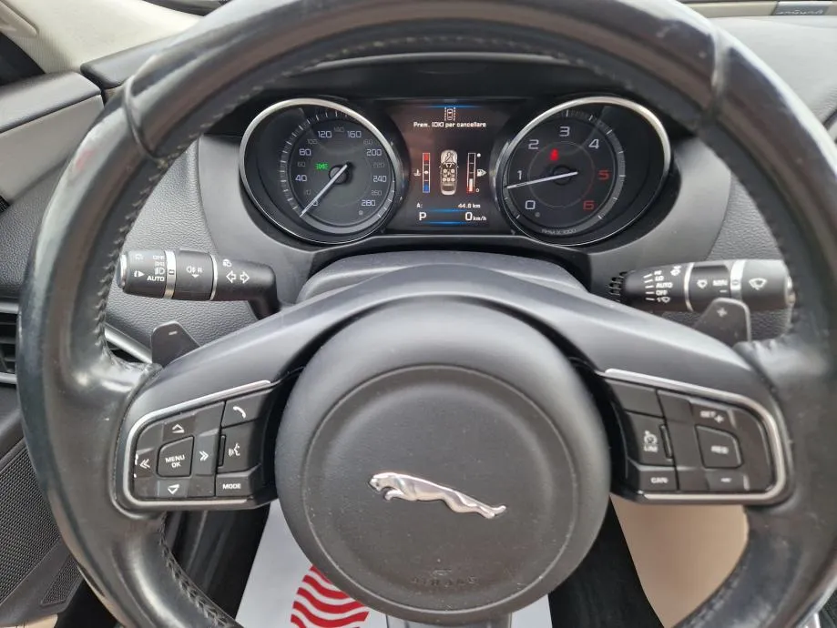jaguar xe 2.0 d 2015.,automatik, veliki servis, navi, koža, xenon - slika 15