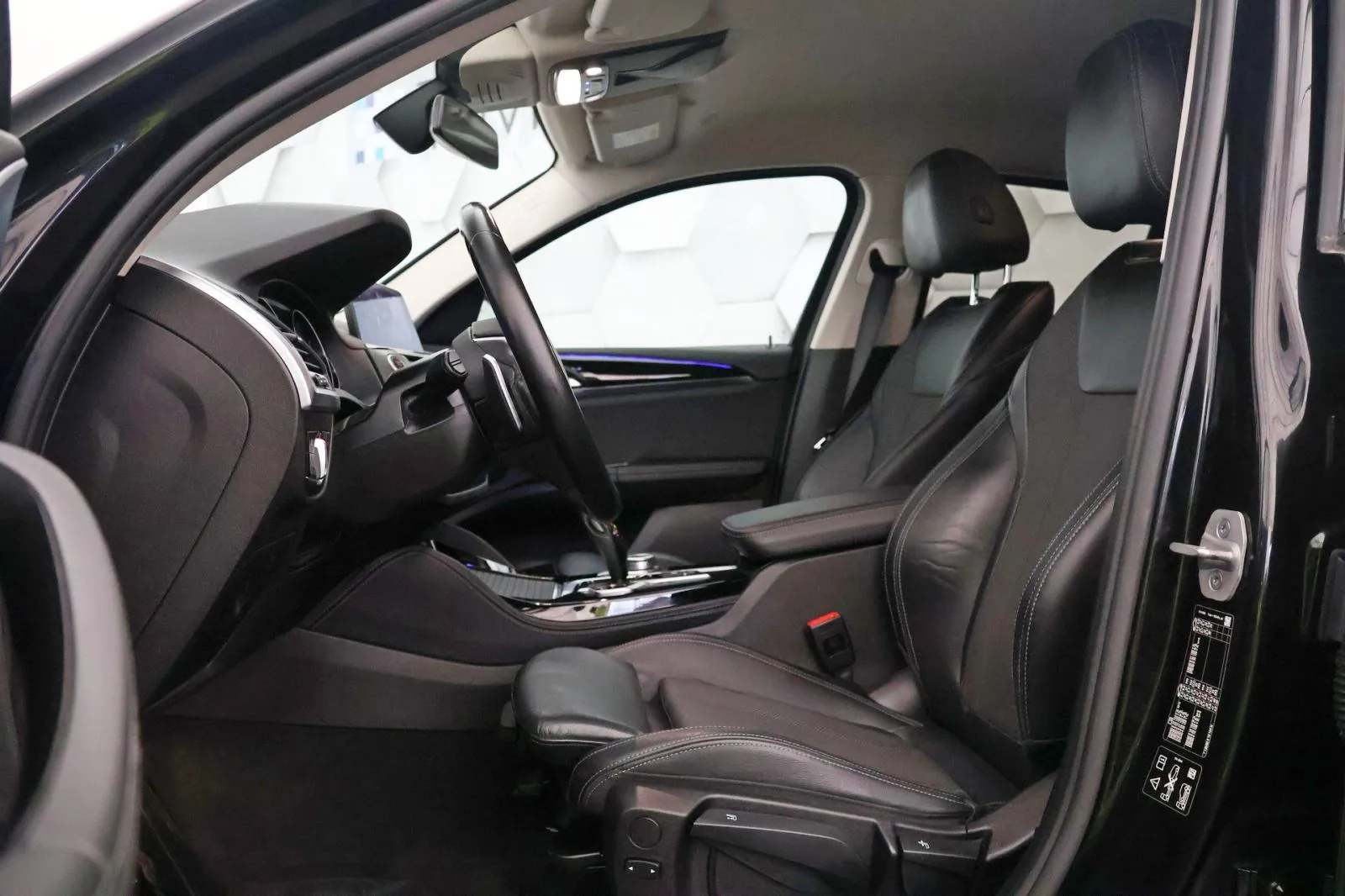 bmw serija x4: xdrive 20d aut x-line adapt.led navipro dab kamera - slika 8