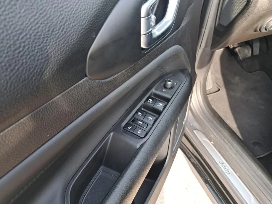 jeep compass 1.5 e-hybrid 130 dct fwd s ***već od 239,00€/mjesečno*** - slika 16