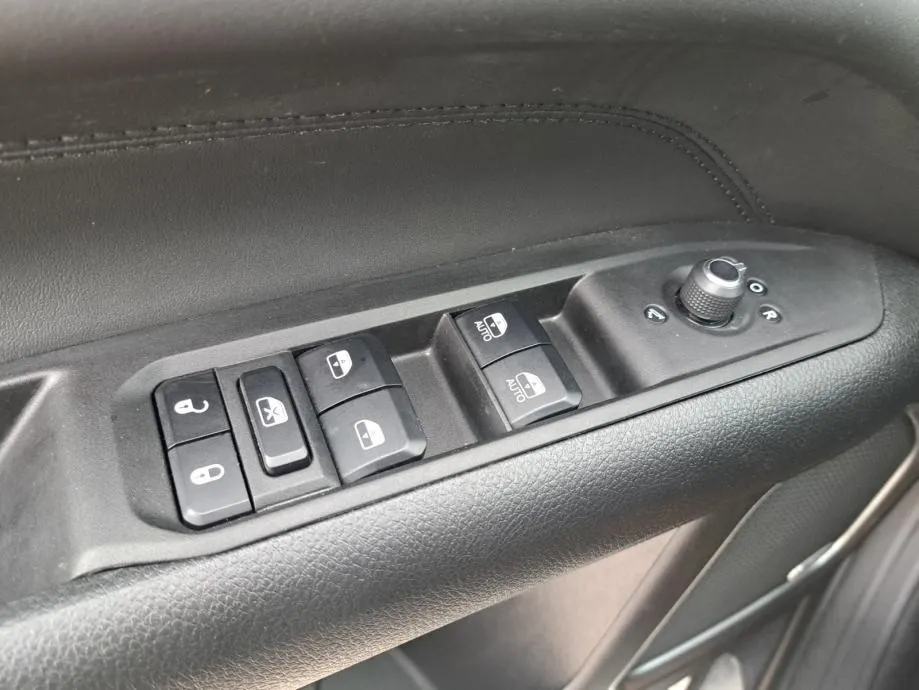 jeep compass 1.5 e-hybrid 130 dct fwd s ***već od 239,00€/mjesečno*** - slika 16