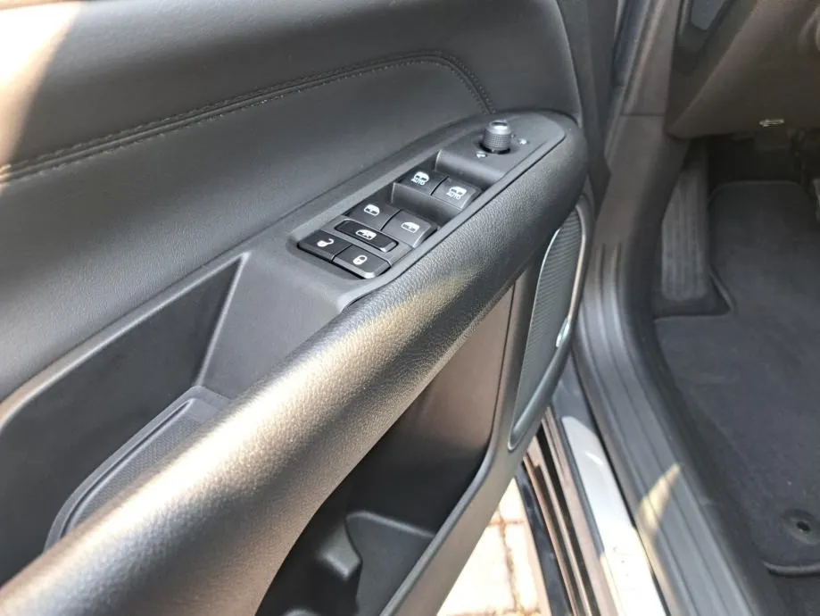 jeep compass 1.5 e-hybrid 130 dct fwd summit *već od 239,00€/mjesečno* - slika 17