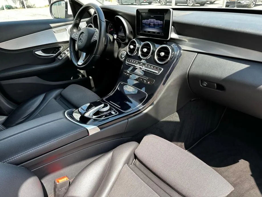 mercedes-benz c-klasa 200d•automatik•100kw•2016.g.•gotovina• - slika 15
