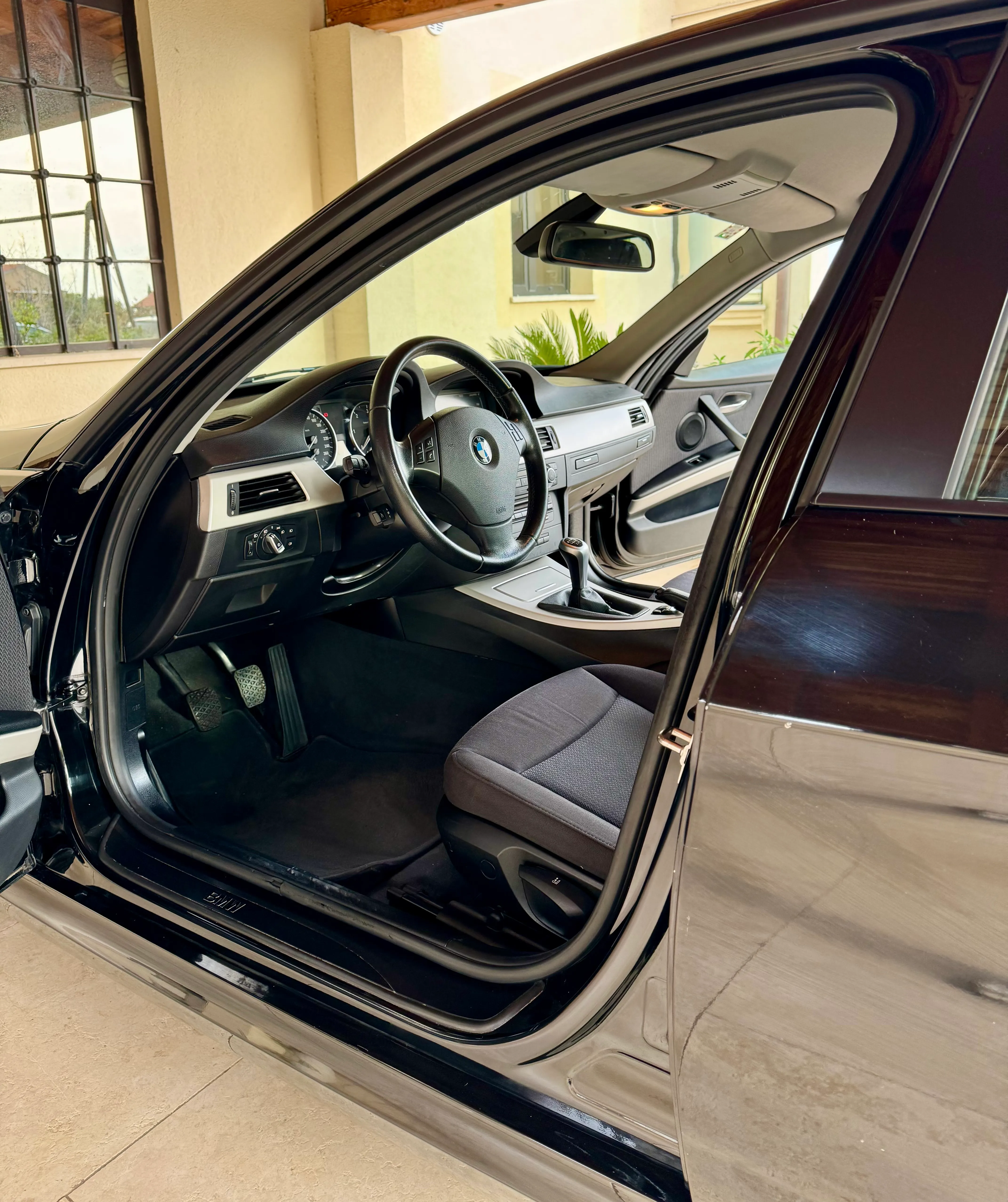 bmw 318d facelift - slika 5