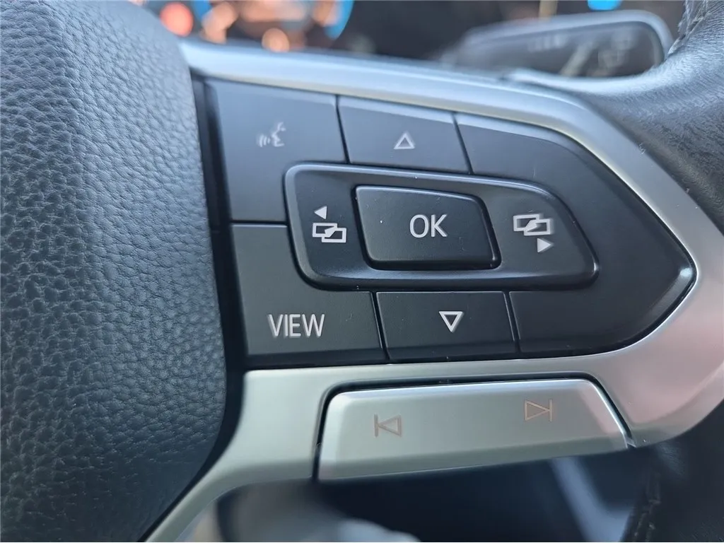 volkswagen golf 2.0 tdi dsg7 - slika 13