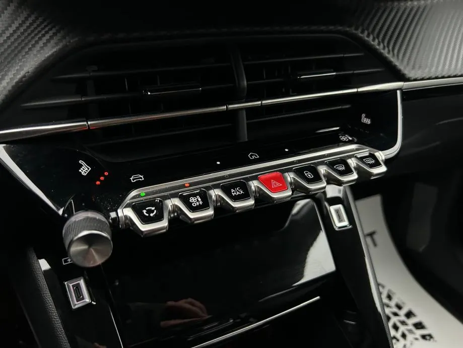 peugeot 208 hybrid 110 e-dcs6 - 2025 - 13000 km - gratis registracija - slika 17