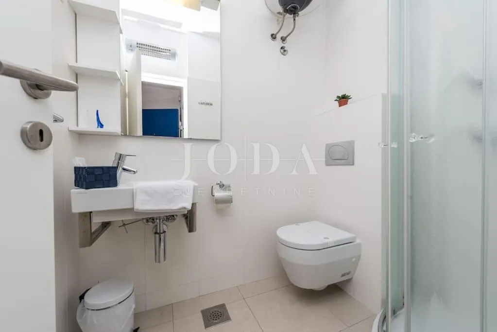 novalja apartman 1. red do mora - slika 22