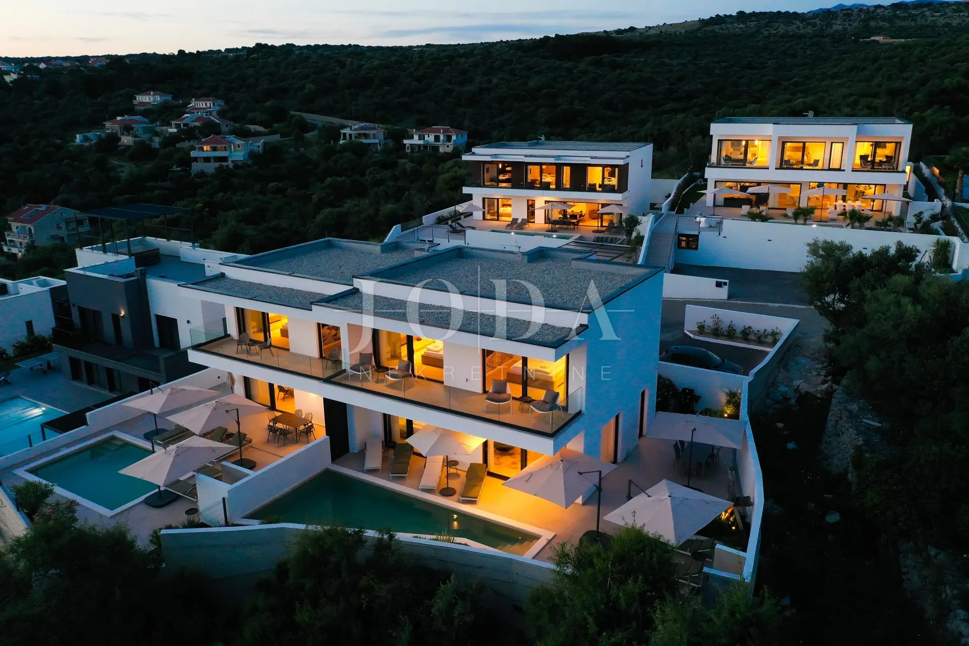 otok pag luksuzna vila sa pogledom na more - slika 47