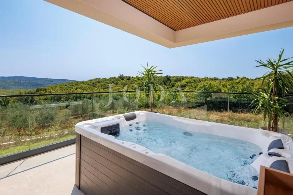 labin, okolica, moderna villa s bazenom i privatnim wellnessom - slika 43