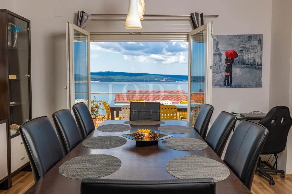 dramalj-kuca sa 7 apartmana - slika 9