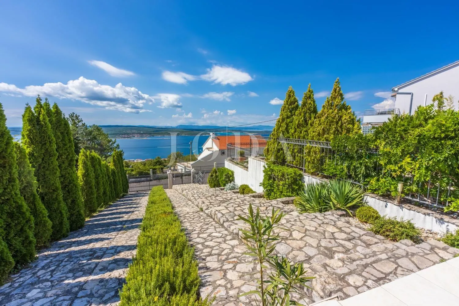 crikvenica villa na prodaju - slika 10