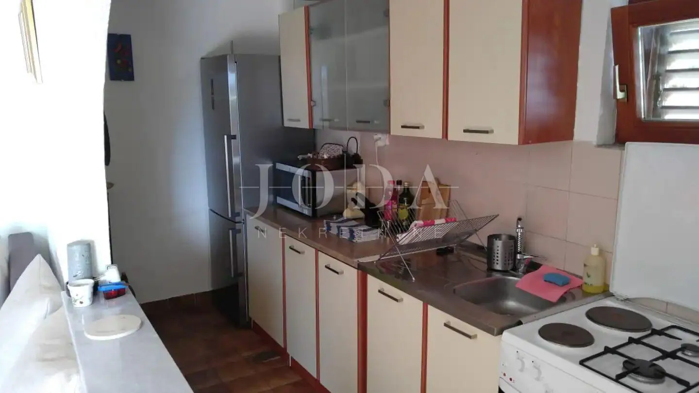 klenovica, apartmanska kuća sa prekrasnim pogledom - slika 19