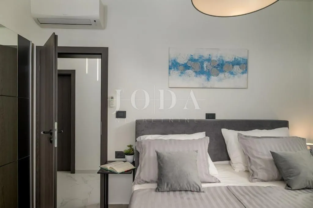 žminj, moderna villa sa bazenom, jacuzzijem i saunom - slika 31