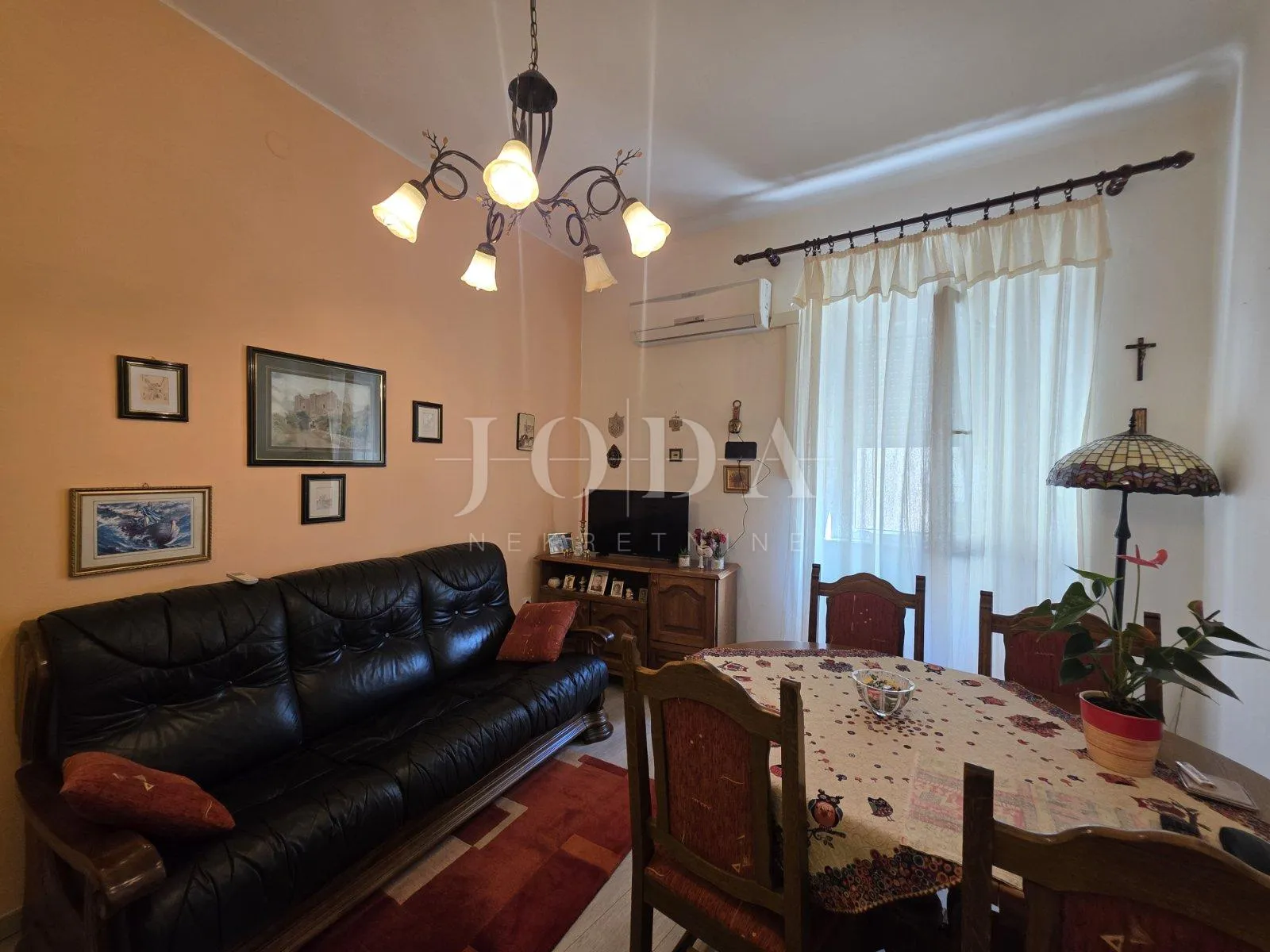 senj, stan u centru grada - slika 2