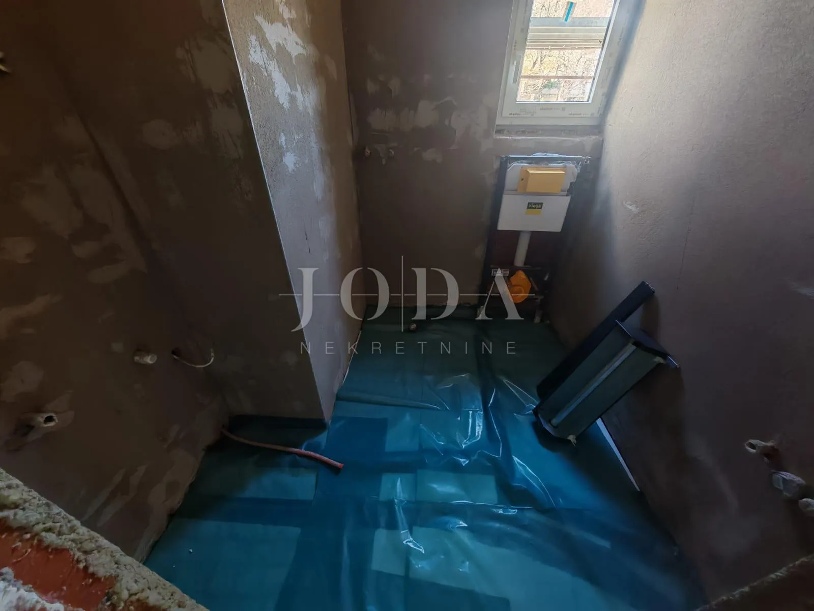 stan u novogradnji s pogledom na more - slika 17
