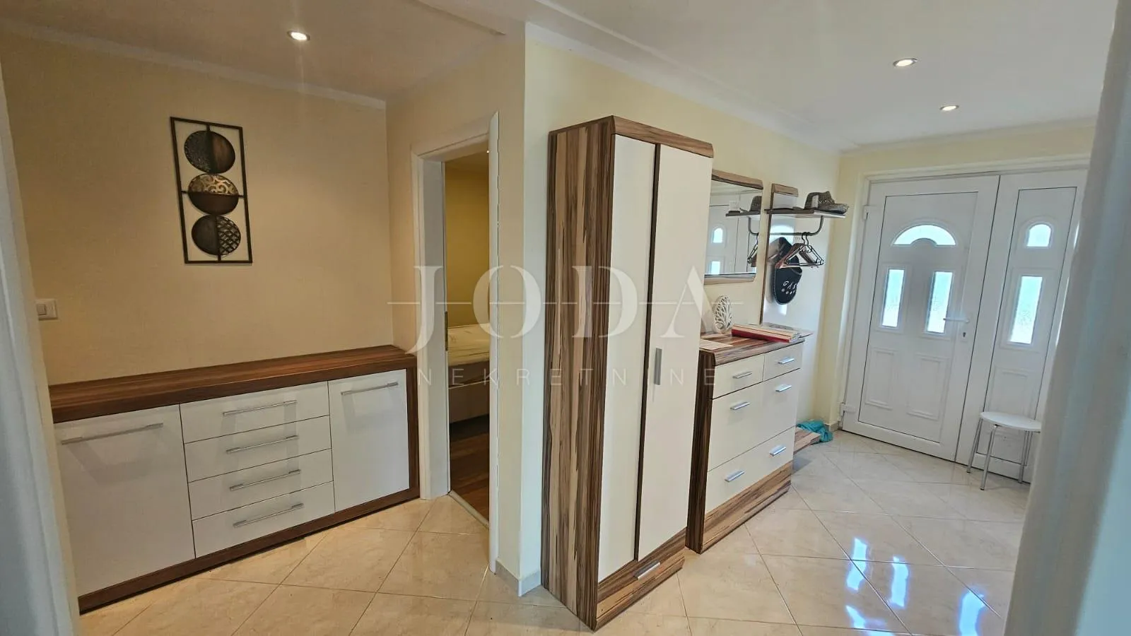 crikvenica apartman sa garažom - slika 9