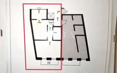 stan u centru 100m od plaže - slika 13