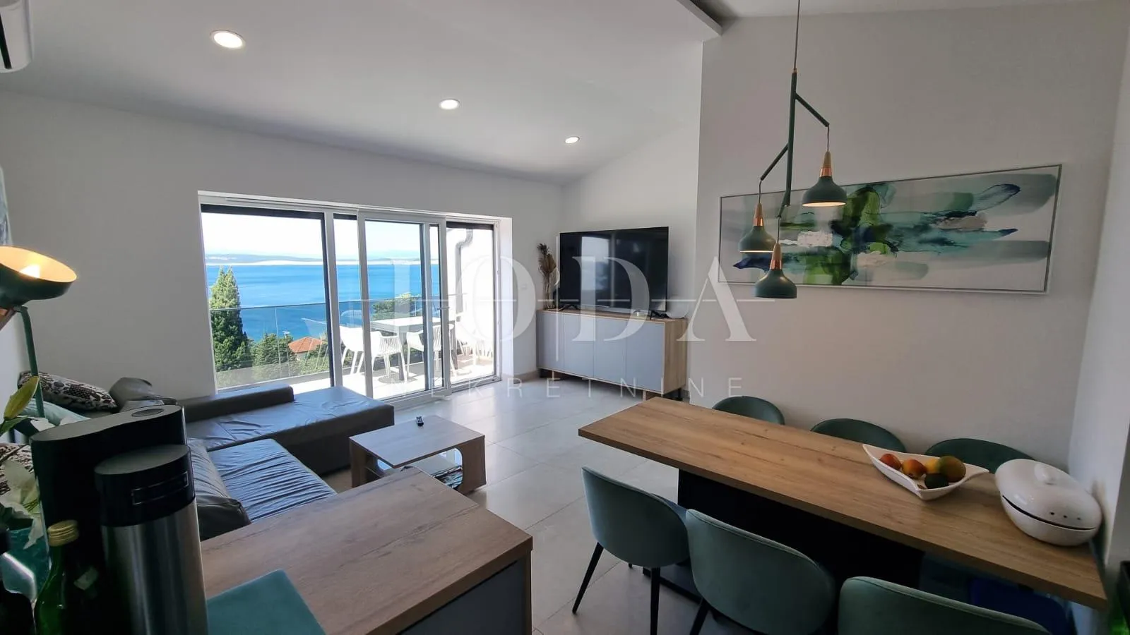 crikvenica, kuća sa osam apartmana - slika 15