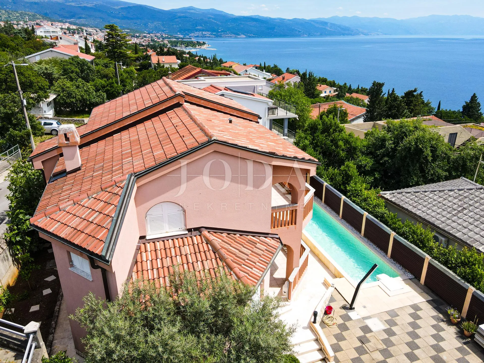 novi vinodolski kuća s bazenom - slika 5