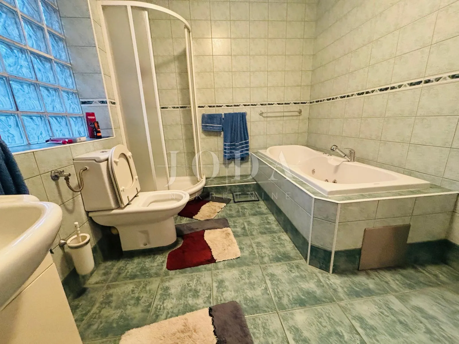 rijeka, martinkovac, dvojna kuća - slika 6