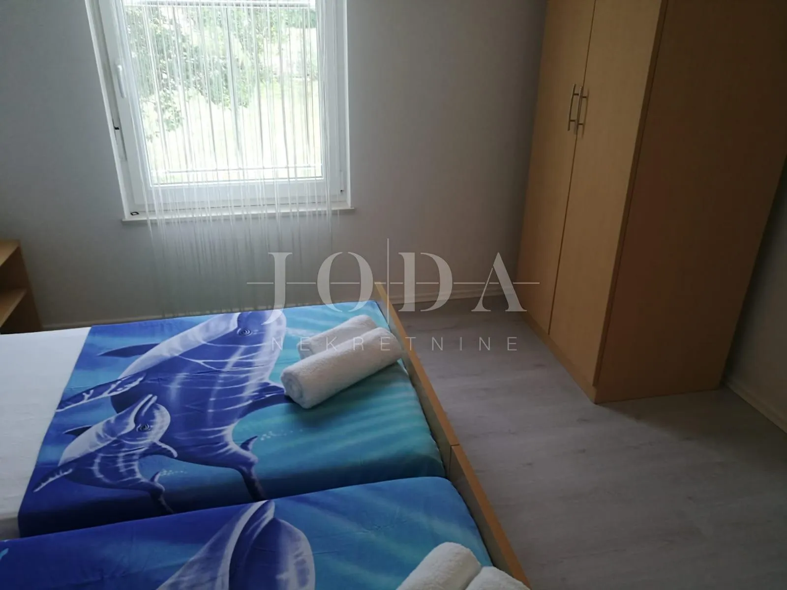 povile dva stana u blizini mora - slika 16