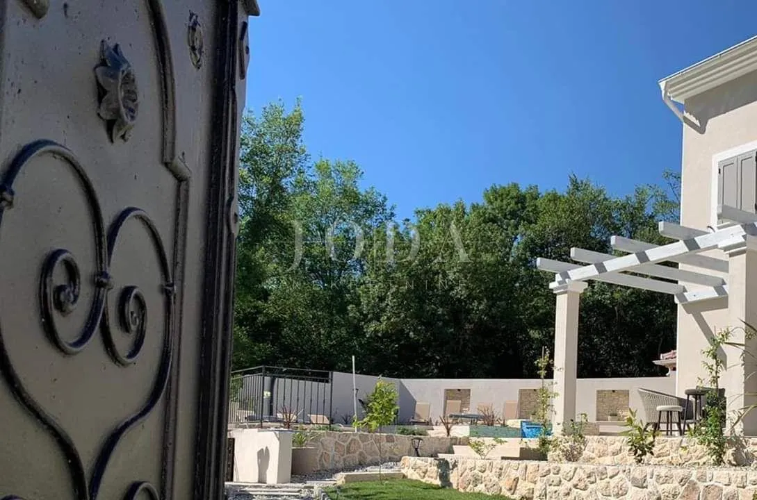 kuća na idiličnoj lokaciji - slika 54