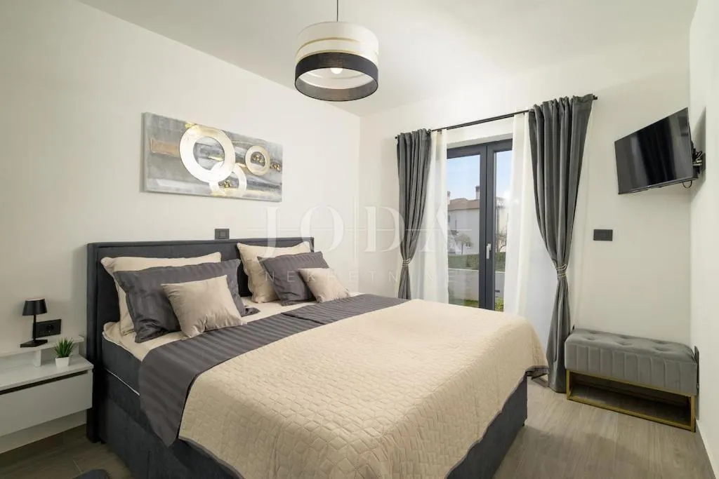 žminj, moderna villa sa bazenom, jacuzzijem i saunom - slika 34